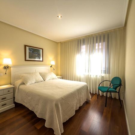Apartamentos Verdemar Llanes Buitenkant foto