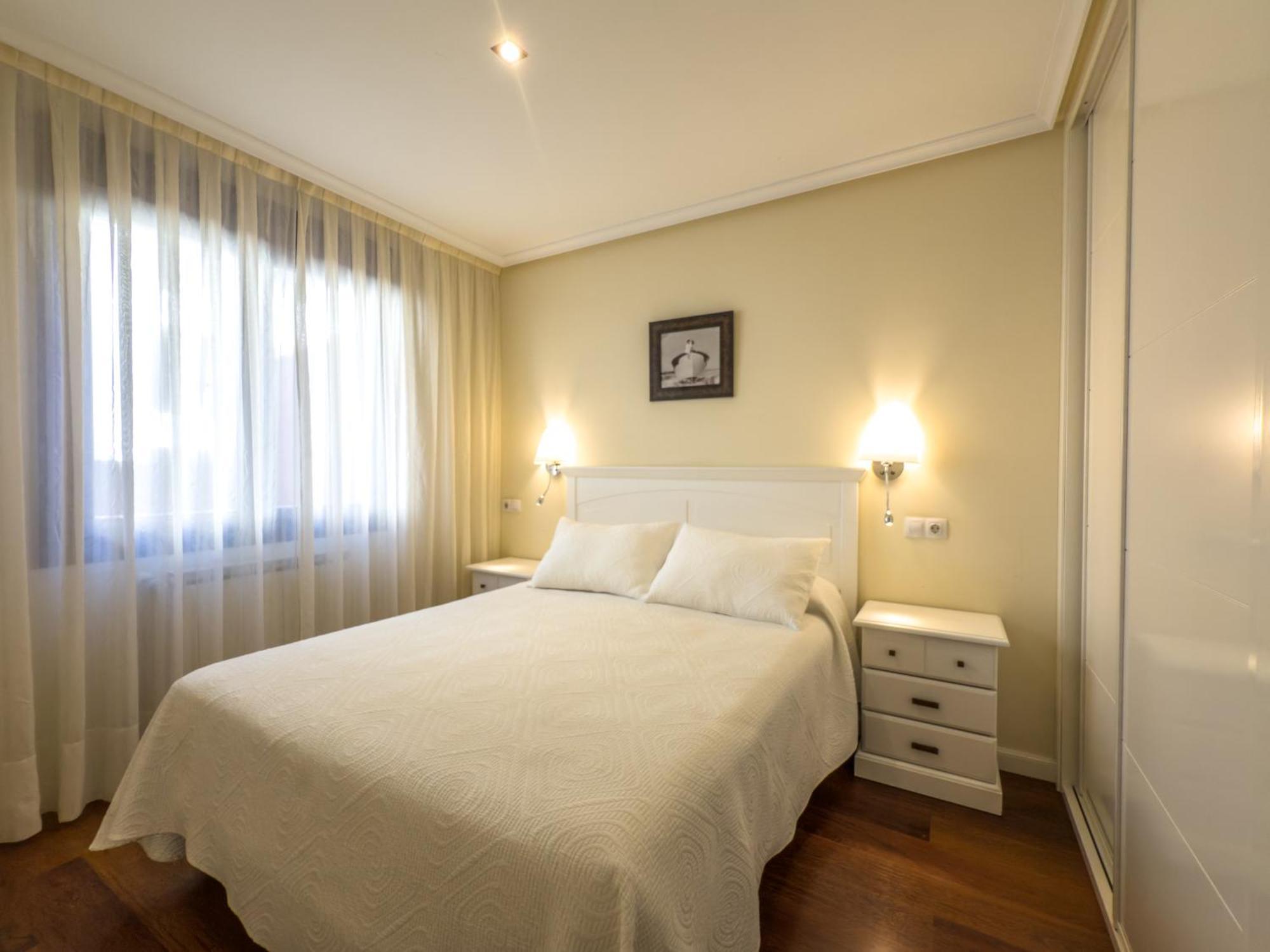 Apartamentos Verdemar Llanes Buitenkant foto